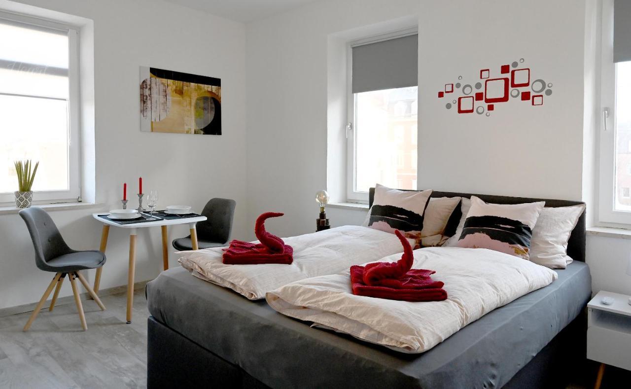 אוגסבורג Gemuetliches Appartement Mit Netflix, Nespresso Und Boxspringbett מראה חיצוני תמונה