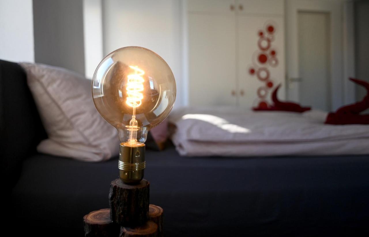 אוגסבורג Gemuetliches Appartement Mit Netflix, Nespresso Und Boxspringbett מראה חיצוני תמונה